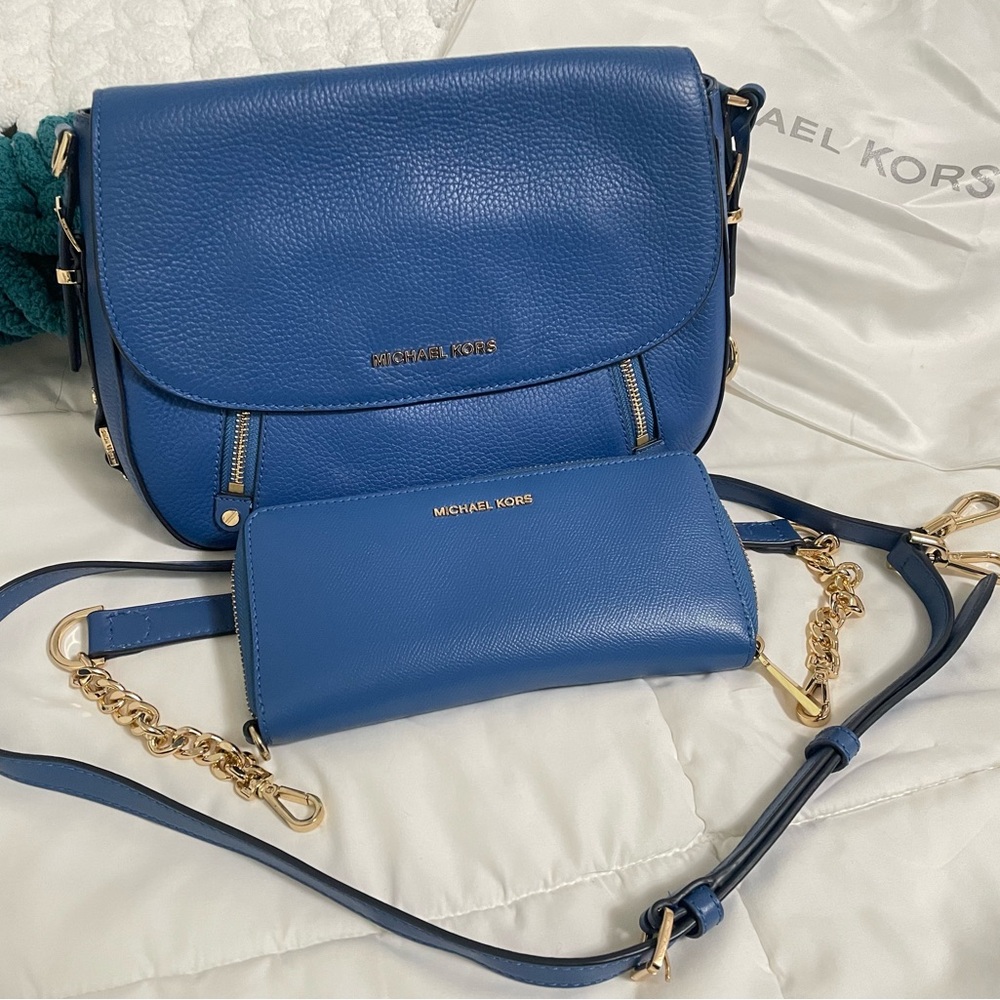 Brand new Michael Kors set
